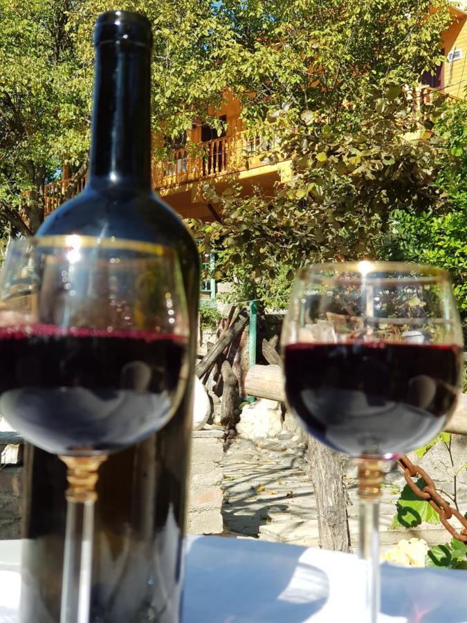 Amiran'S Lake Hotel Tbilisi Buitenkant foto