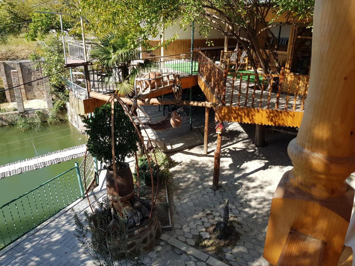 Amiran'S Lake Hotel Tbilisi Buitenkant foto